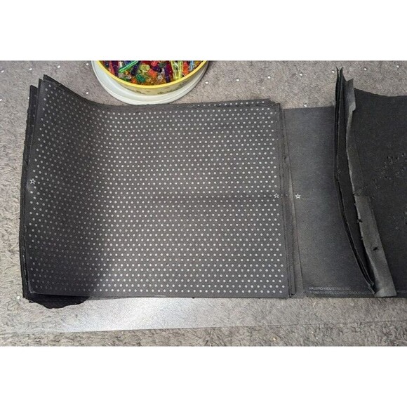 Vintage Lite Brite Hasbro 1973 Light Bright W/ORIGINAL BOX, PEGS, & PAPERS - Picture 4 of 12